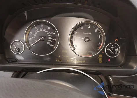 2011 BMW 550I z USA, uszkodzony, nr VIN WBAFR9C57BC617910